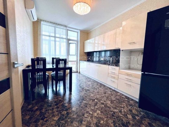 2к квартира в оренду 85м2 ЖК Новопечерські Липки по вул. Верхогляда, 16 Киев