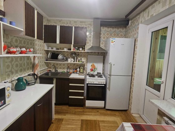 Оренда квартири з ремонтом на Героїв Космосу 15 , любий склад! Киев
