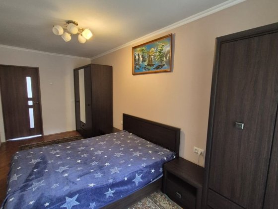 Терміново здаєтсься 2 кім кВ, по вул. Заньковецька біля центру 5 хв