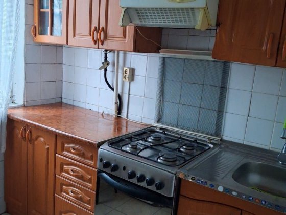 Оренда 2 кімнатна Центр. Техніка Чернигов