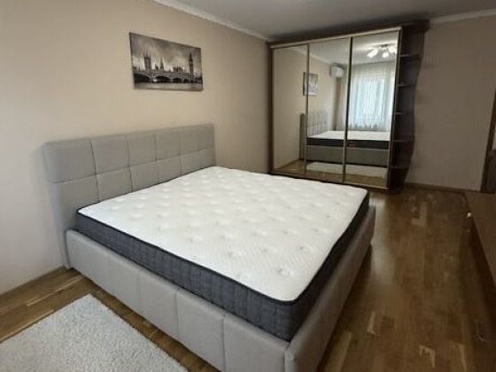 Оренда ЦЕНТР МІСТА простора 4 кімнатна квартира в центрі Ужгорода Ужгород