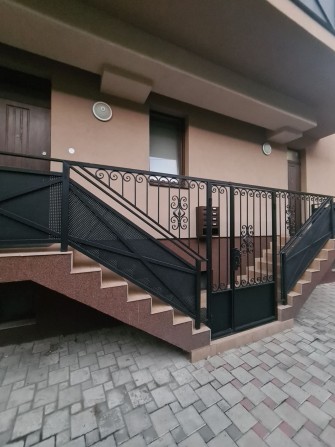 Здається в оренду квартира у Центральній частмні міста біля Набернжної - фото 1