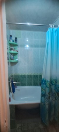 Продам гостинку 2/5 ул.Ощепкова, метро Армейская  3 мин.ходьбы - фото 1