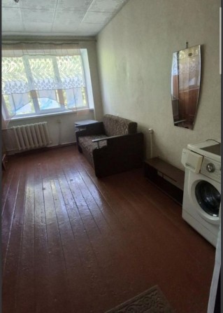 Продам комнату, ул Героев Крут/ Хаджибейский, в хорошем состоянии. - фото 1