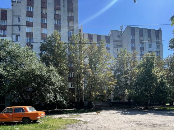 Продам комнату 14 м2  Салтовка м.Салтовская ул.Светлая Харьков