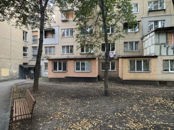 Продам  1 комнатную квартиру на Гарибальди Харьков