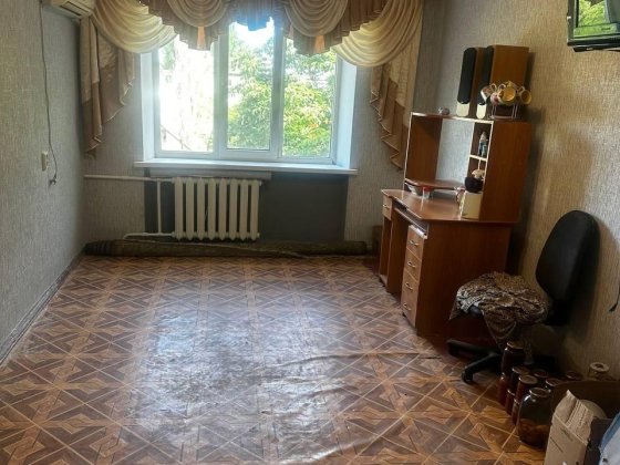 Продам велику кімнату в коммунальній квартирі на селищі Котовського.(346-973) Одесса