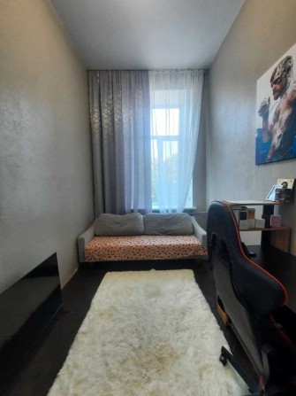Продам 2 комнаты в коммуне в Центре - фото 1