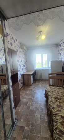 Продам кімнатну в гуртожитку на вул Новікова/ Застава-2 - фото 1