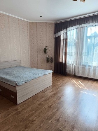 2-кімнатна квартира 74 м² | Від власника | Вінниця, Старе місто | Автономне опалення - фото 1