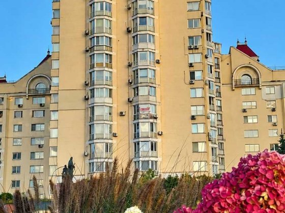 оренда  3-к. кв Студія  Володимира Івасюка 24 Оболонь м.Мінська Оболонська Набережна Киев
