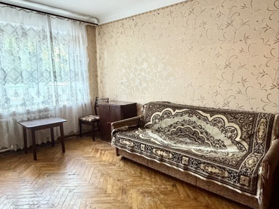 Свет не отключают! Сдается 3-х комнатная квартира возле площади Чернигов