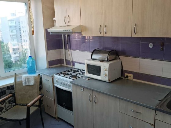 Оренда 1-кімнатної квартири в районі Слов'янка, вул. Келецька, гарний житловий стан, техніка та мебл Винница