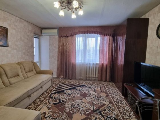 Оренда 1-кімн. квартири в центрі міста ( Котляревського, р-н Градецького ) Чернигов