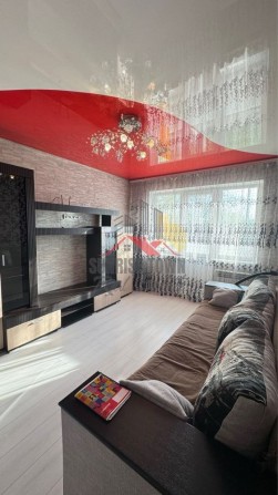 Здам 2 х кімнатну квартиру біля торгового центру   з євро ремонтом - фото 1