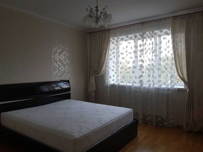 Здам 1 квартиру в центрі можна на короткий термін або надовго - фото 1