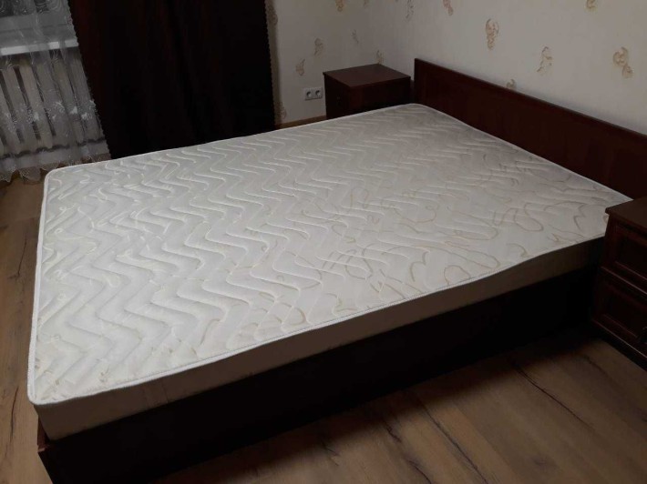 Здам 3  квартиру в центрі тільки для 5-7 хлопців з ЗСУ  на  короткий  або тривалий термін - фото 1