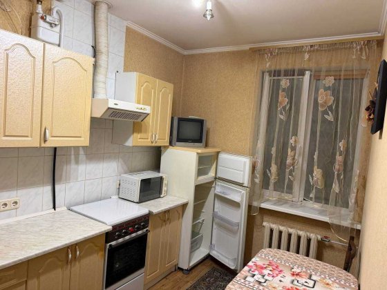 Сдам 2 комн квартиру в Приднепровске Космонавта Волкова 9 Днепр