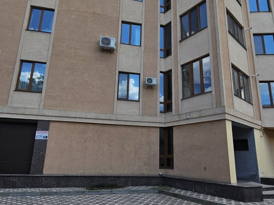 Здам елітну 1к квартиру в самому центрі міста Кропивницкий