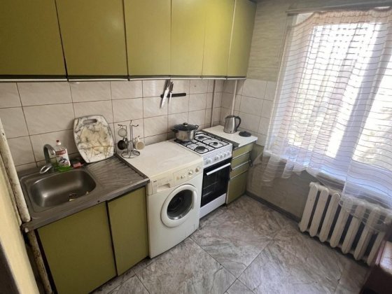Сдам двухкомнатную квартиру в Заводском районе Запорожье