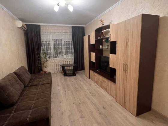 Здається 3-х кімнатна квартира ЖМ Лівобережний Днепр