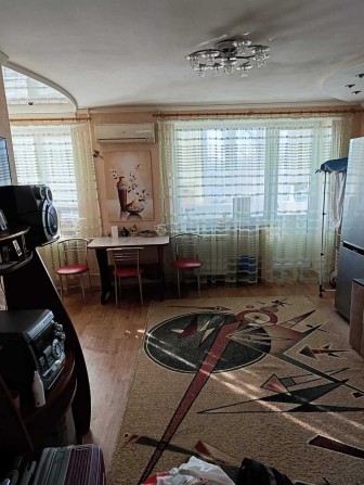 Сдаю 3х комн. кв 2й Шевченковский р-н Черного АТБ  3/5 - фото 1