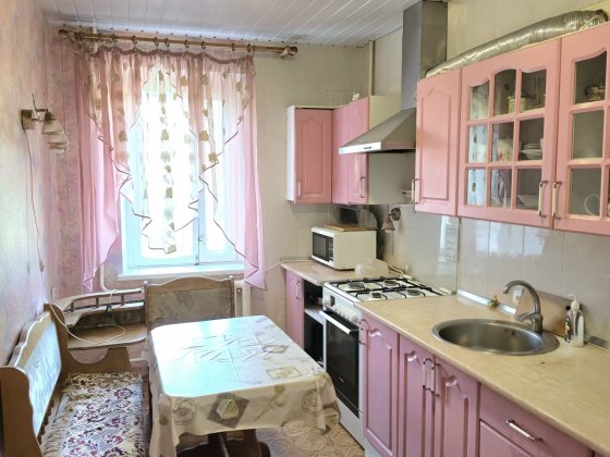 Сдам 4х кім. квартиру Осіпенківський район,вул. Узбекістанська Запоріжжя