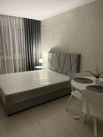 Оренда 1-кімнатної квартири 32,5 м², вул. Караваєва 3А, 16 000 грн - фото 1