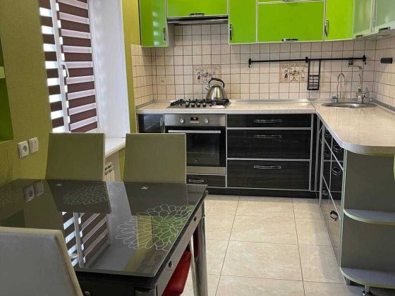 Довгострокова оренда квартири в Хортицькому мкрні Запорожье