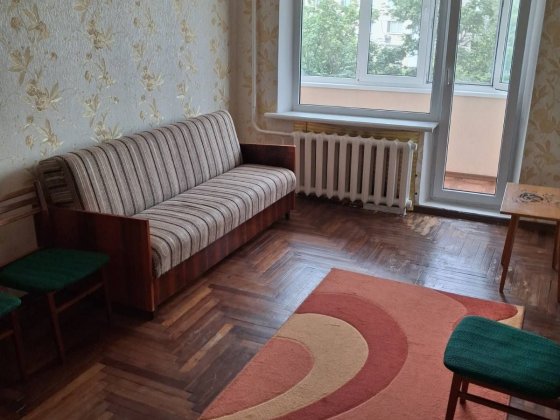 Здається 3 кімнатна квартира на Бородинському Запорожье