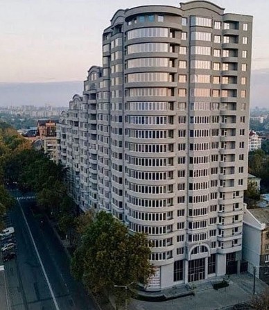 Сдаю Большую квартиру в ЖК»АДМИРАЛ»‼️ПАРКИНГ , СКВАЖИНА - фото 1