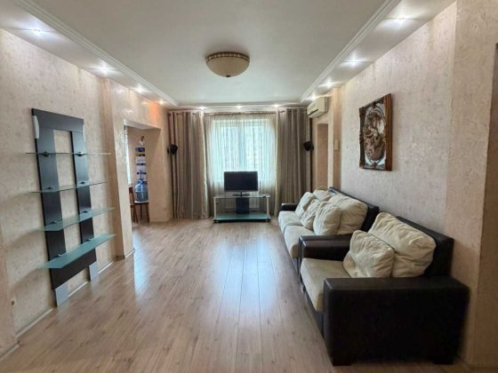 Здам 4-к. кв, 1 Шевченківський, вул. Героїв 55 бригади (Уральська) 4 поверх Запоріжжя
