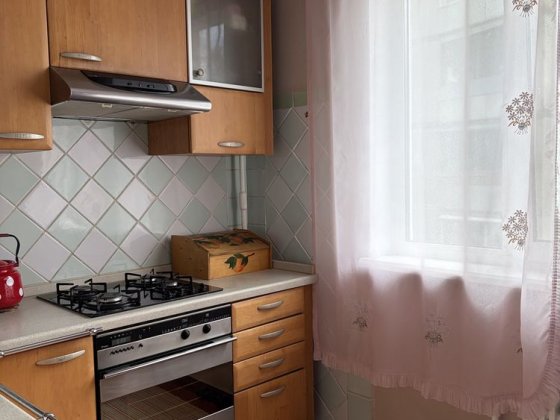 Отличная! 2 к. кв. - Салтовка, рядом с метро! Харьков