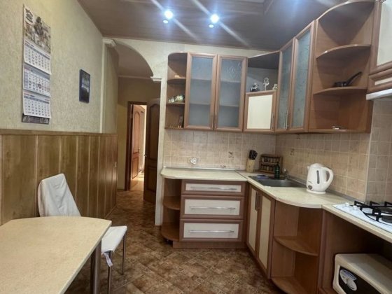 Здається 2-кімнатна квартира Шевченківський, пр. Моторобудівників Запорожье
