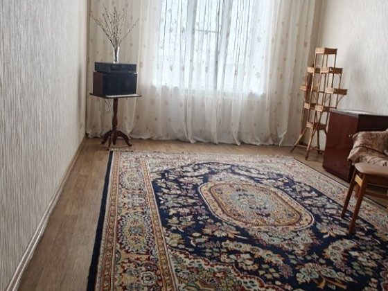 Здам 3 кімнатну квартиру в центрі міста Запорожье
