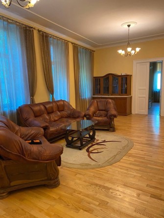 Оренда 3 кімнатної квартири в історичному центрі вулиця Чупринки - фото 1