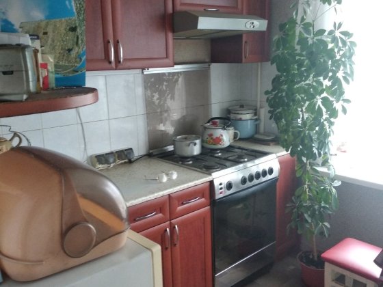 Сдам 2 комн. Можно для командировочных. Правый берег. Запорожье