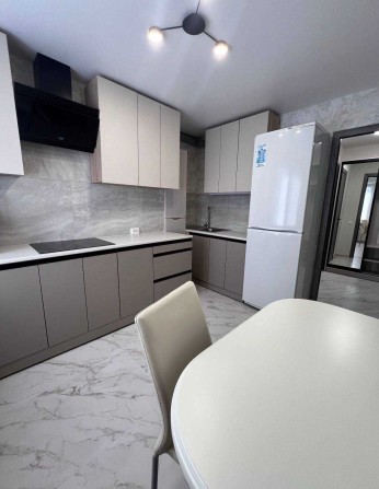 Сдам 2к квартиру с ремонтом пр Науки Гагарина 112 район Подстанция - фото 1