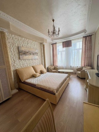 Оренда 2 кім. квартири по вул. Цехова ( Форум) - фото 1
