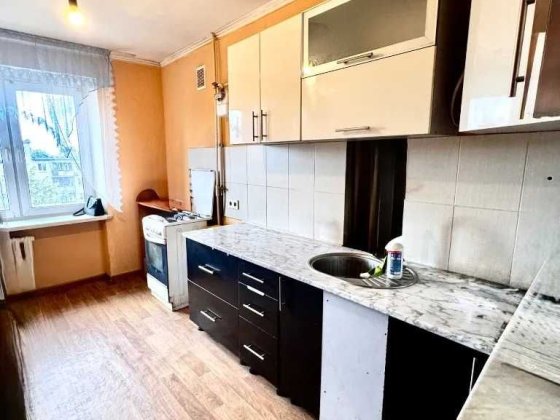 Оренда 3 кв. на вул. Новоорловська Днепр