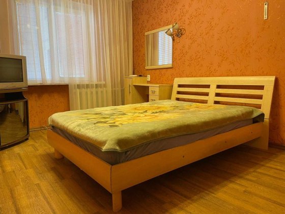 Снимите квартиру на Солнечном, Наб.Солнечная, район самолета Днепр