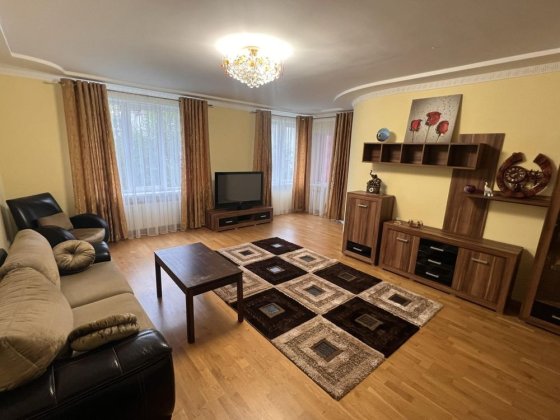 Оренда 4х кімнатноі квартири Львов