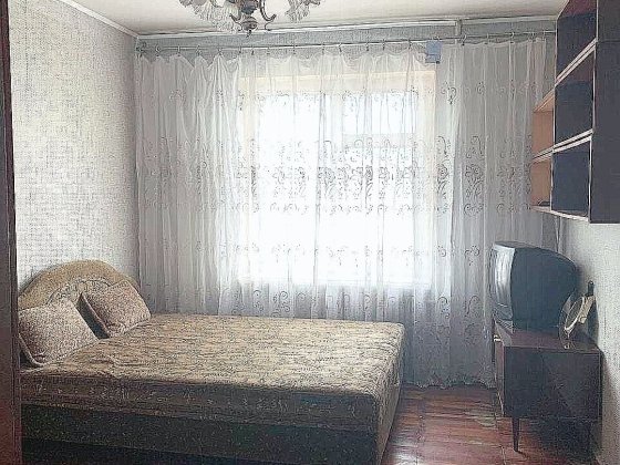 Сдам 2 комн.  Можно для командировочных.Александровский р-н Запорожье