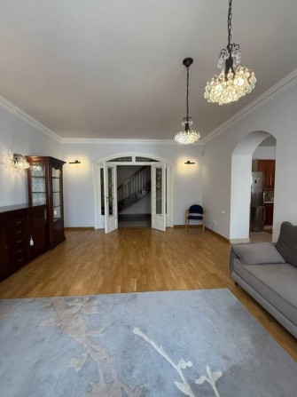 Оренда квартири 140 м2 біля парку Ів. Франка - фото 1