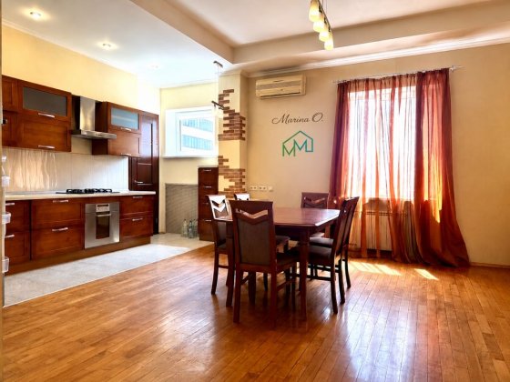 Аренда просторной 3комн. квартиры на ул.Чекмарева. Новострой! 150м2 Днепр