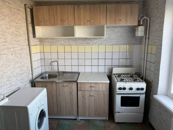 Сдам 3 комн. Для командировочных. Космос. Запорожье