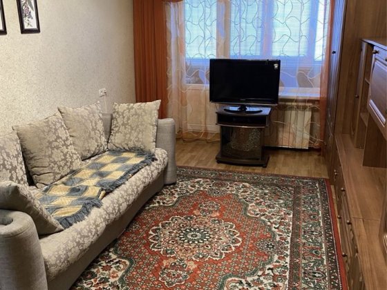 ^ОРЕНДА 1-кімнатної квартири р-н Пескі Запорожье