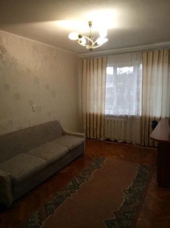 Сдам 3 к кв П.Поле . Ул Деревянко  Супер цена! - фото 1