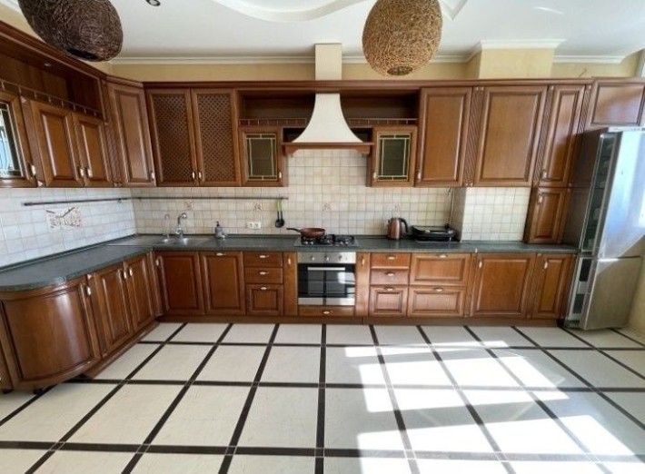Сдам квартиру Вузовский 4 к 135 м ремонт, можно с животными! - фото 1