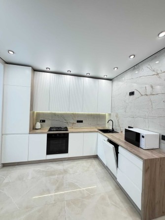 Стиляча Оренда МініДвушки поруч з Фонтаном у ЖК Sofia Residence! 41м2! Гардеробна! - фото 1